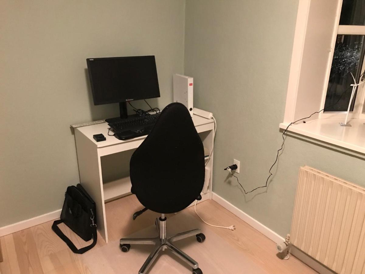 Fredelig Overnatning Ved Sundet Og Norrestrand So 호르센스 외부 사진